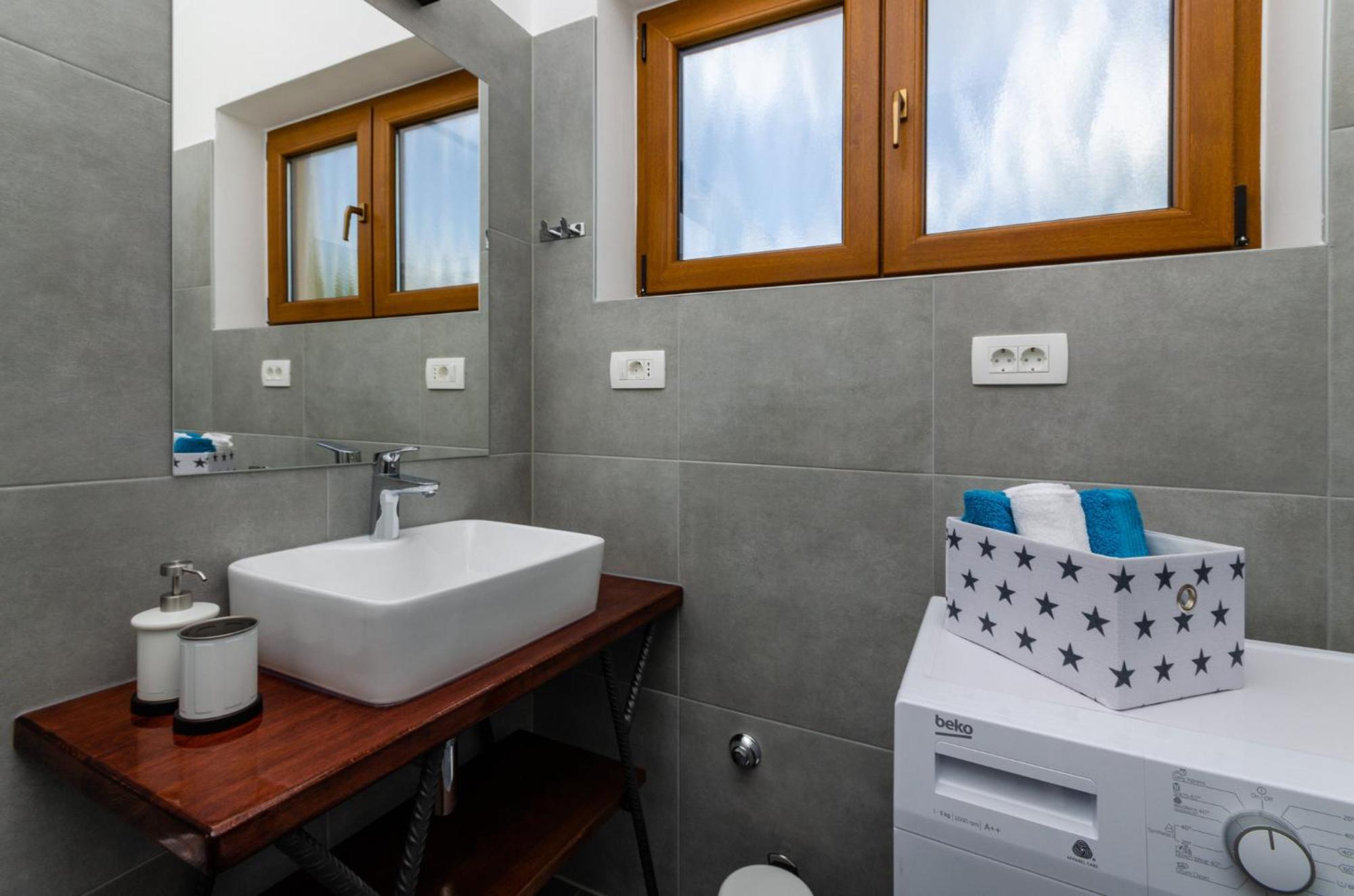 Apartments Niko ツリクヴェニツァ 部屋 写真